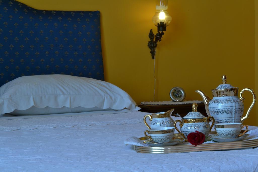 Bed and Breakfast A Casa di Mamma Napoli Camera foto