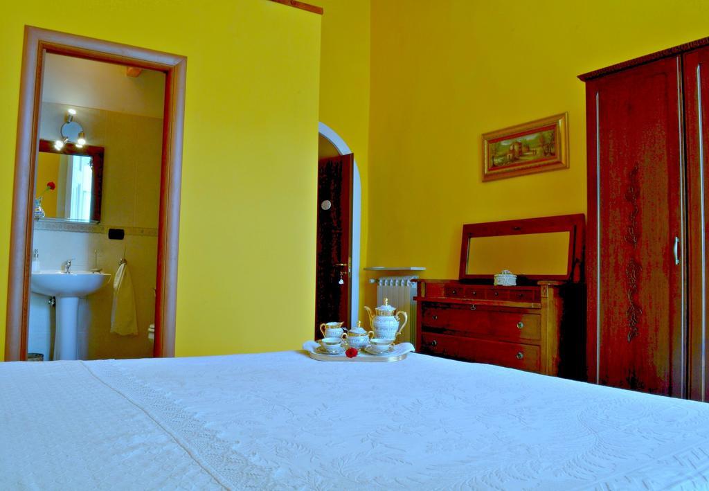Bed and Breakfast A Casa di Mamma Napoli Esterno foto