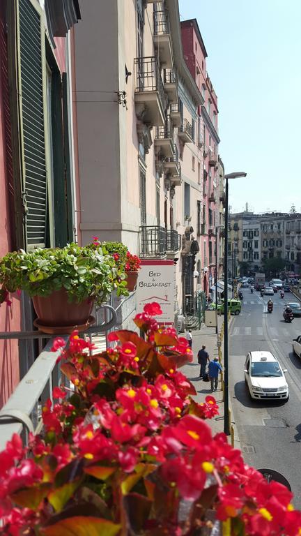 Bed and Breakfast A Casa di Mamma Napoli Esterno foto